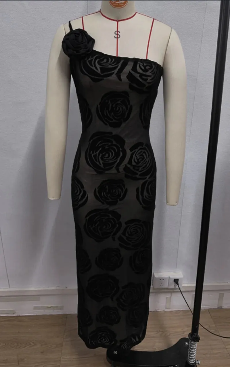 Formal Black Rose Detail Maxi Dress